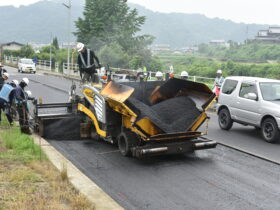 西道維第１２１号　県道観音寺池田線　道路維持修繕工事（舗装工）